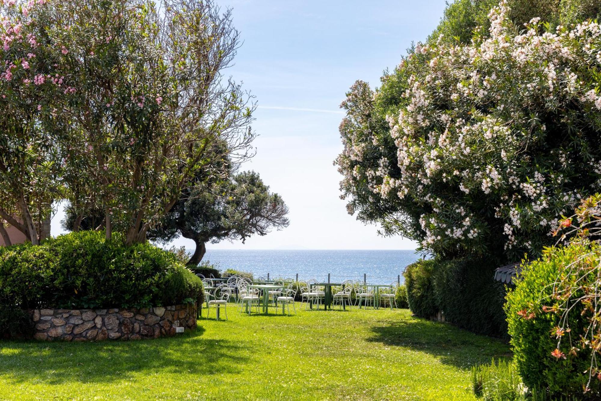 Hotel Capo D'Uomo Orbetello Bagian luar foto